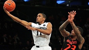 Bryce Cotton Officially Signs with Spurs