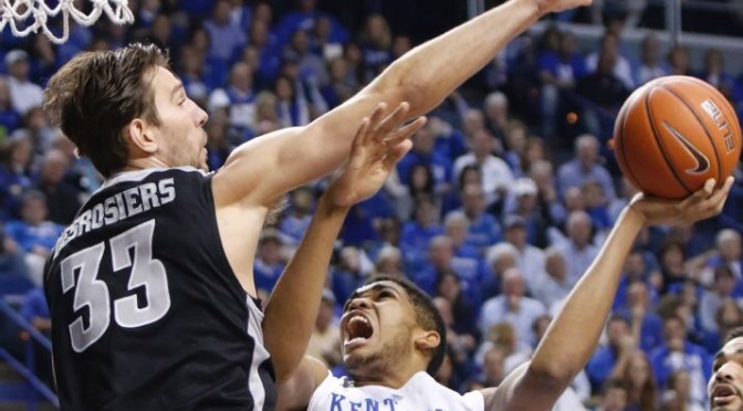 Providence Friars Outlasted by Kentucky, 58-38