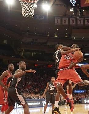 Kris Dunn and Sir’Dominic Pointer Named Big East Co-Defensive Player of the Year