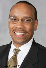 Ed Cooley Hires Jeff Battle as Assistant Coach